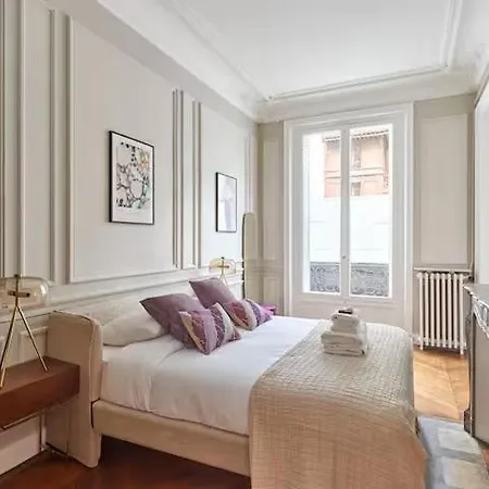 Luxury Air-conditioned Apartment, Champs-elysees Apartman